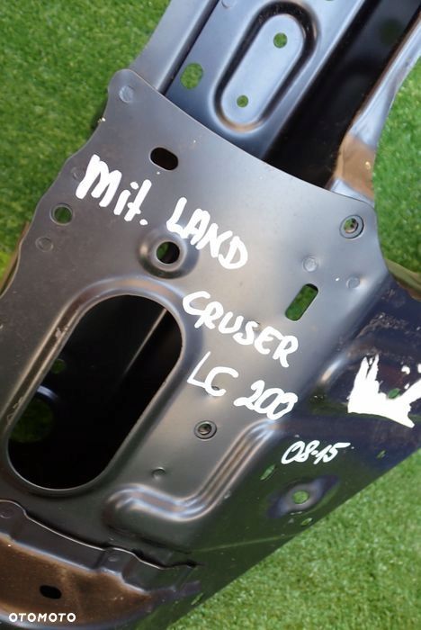 LAND CRUISER LC200 09-17 pas przedni przód - 6