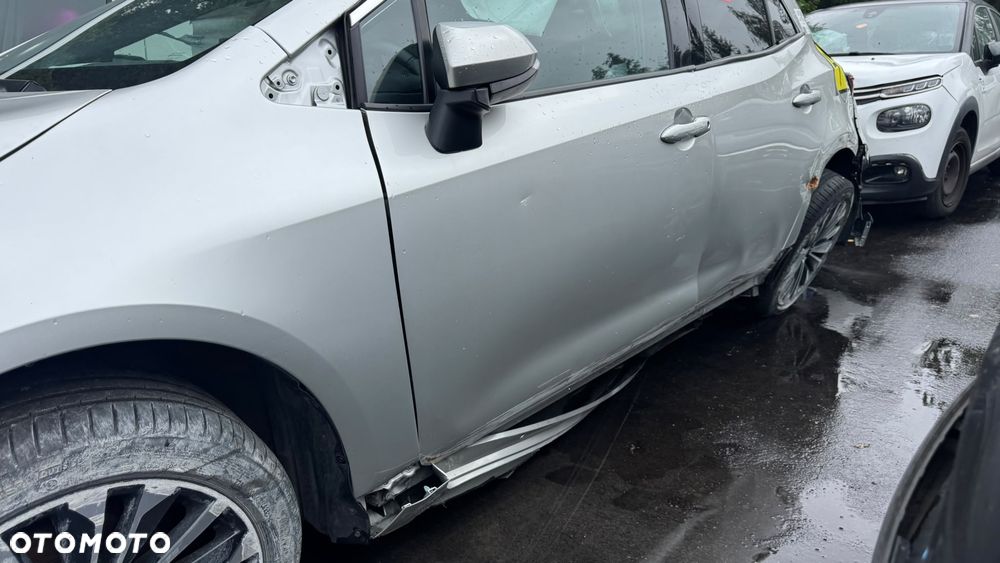 Toyota Corolla 1.8 Hybrid Comfort - 8