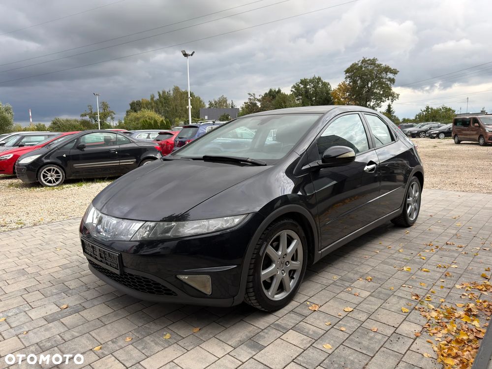 Honda Civic 1.8 Executive - 23