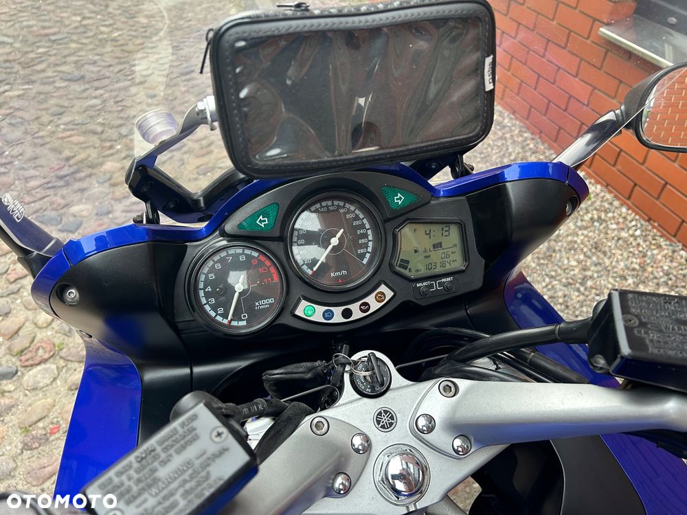 Yamaha FJR - 31