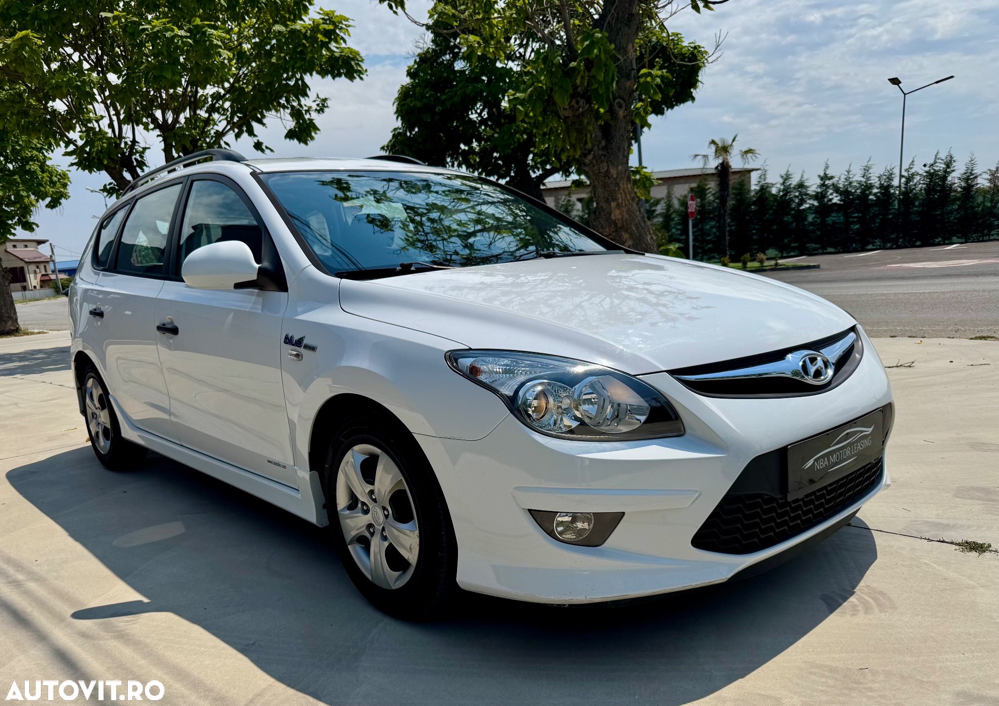 Hyundai i30 1.4 White Edition - 1