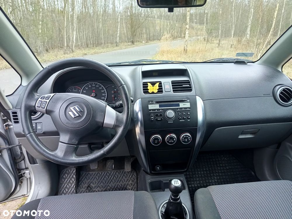 Suzuki SX4 1.6 GS / Premium 4WD - 5