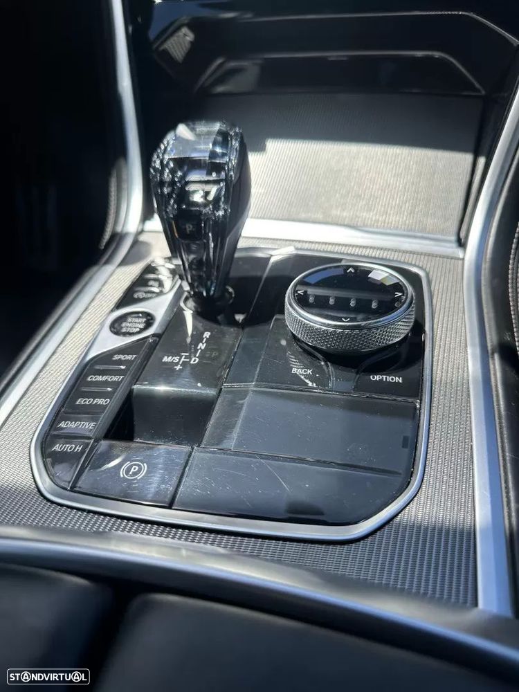 BMW 840 d xDrive Pack M - 37