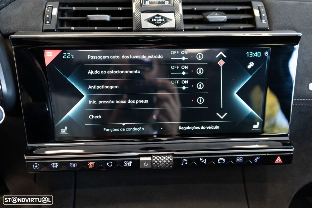 DS DS7 Crossback E-Tense Performance Line EAT8 - 19