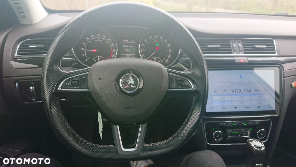 Skoda Superb 2.0 TDI 4x4 L&K DSG - 21