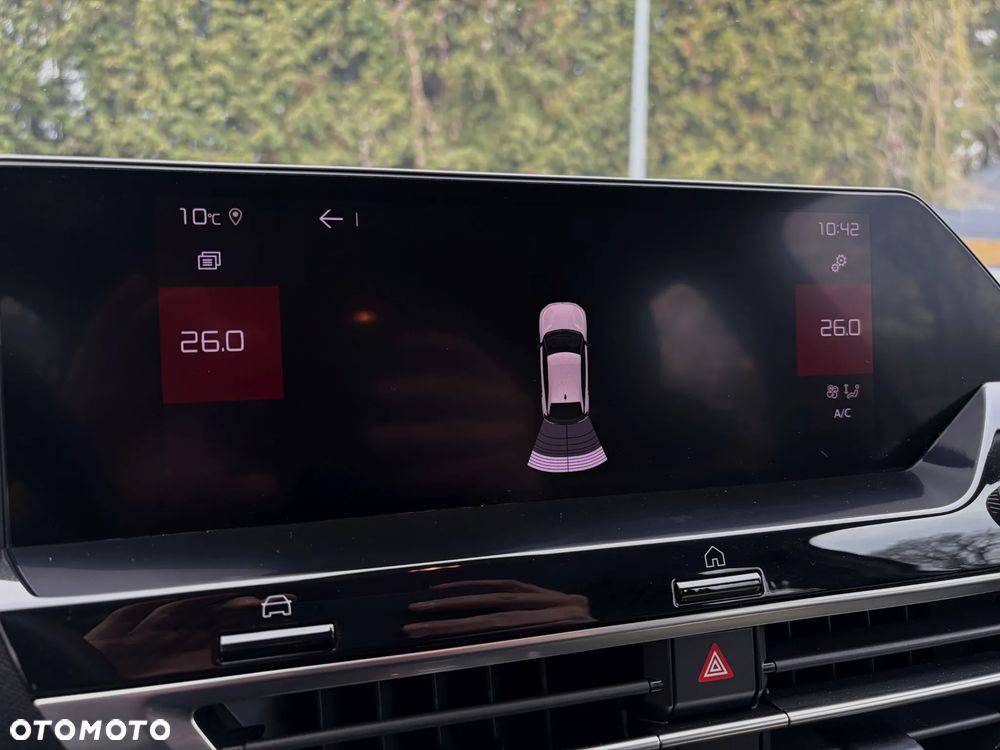 Citroën C4 PureTech 130 Stop&Start EAT8 PLUS - 27