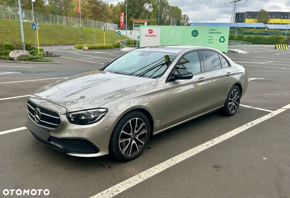 Mercedes-Benz Klasa E - 2