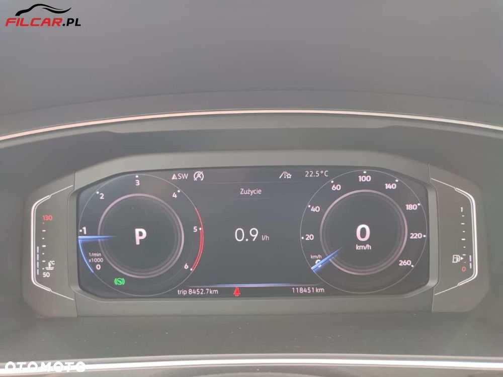 Volkswagen Tiguan - 9