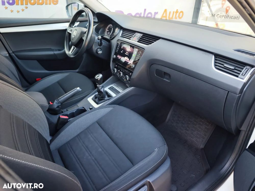 Skoda Octavia 1.6 TDI Ambition - 16