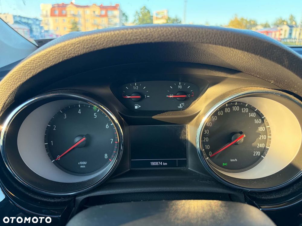 Opel Astra 1.4 T Dynamic - 8