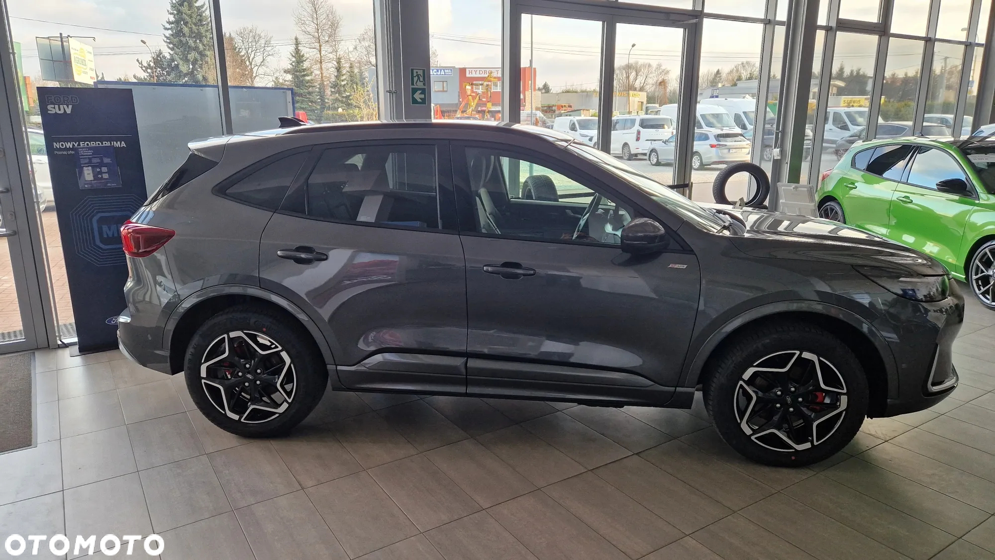 Ford Kuga 2.5P PHEV FWD ST-Line X eCVT - 6