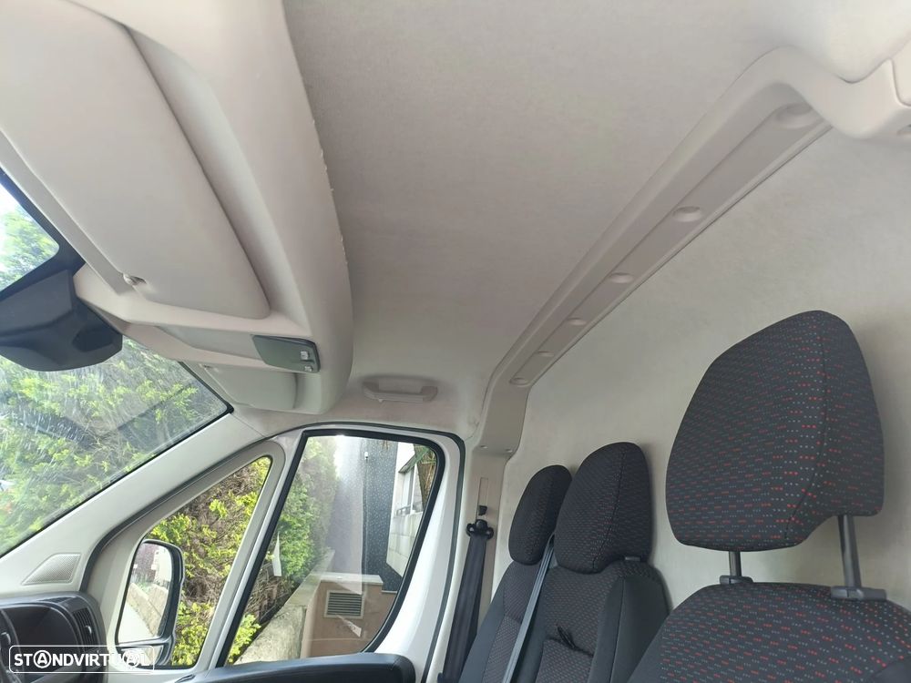 Peugeot BOXER 2.2 BlueHDI 435 L4H2 Asphalt - 12