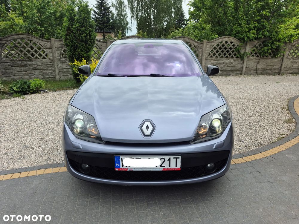 Renault Laguna dCi 150 FAP GT - 19