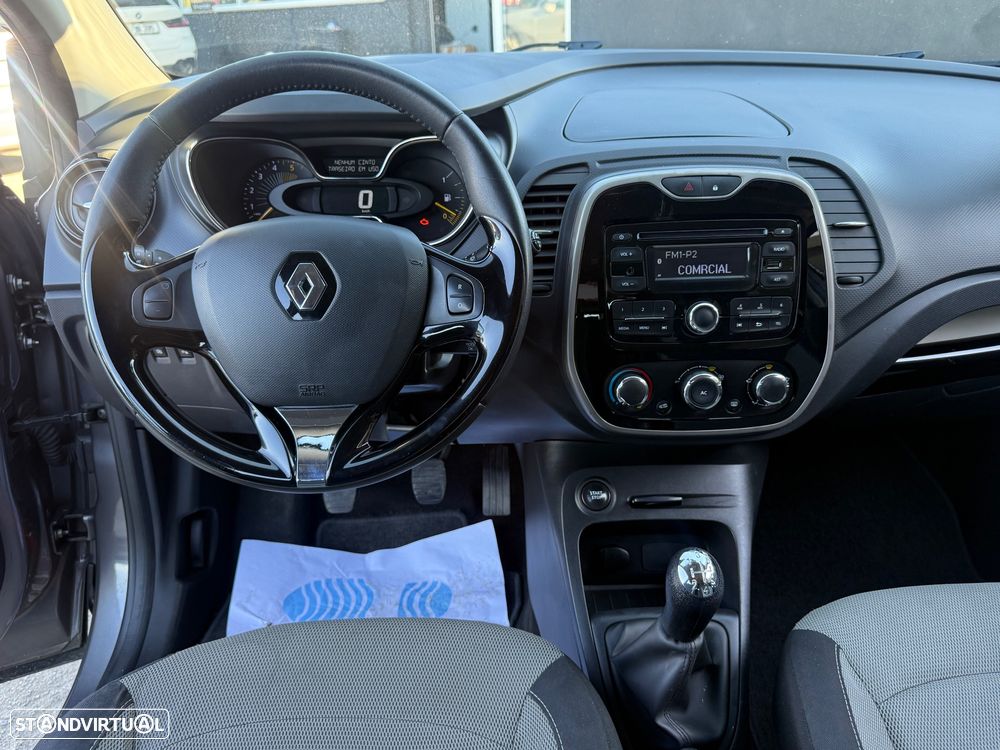 Renault Captur 1.5 dCi - 24