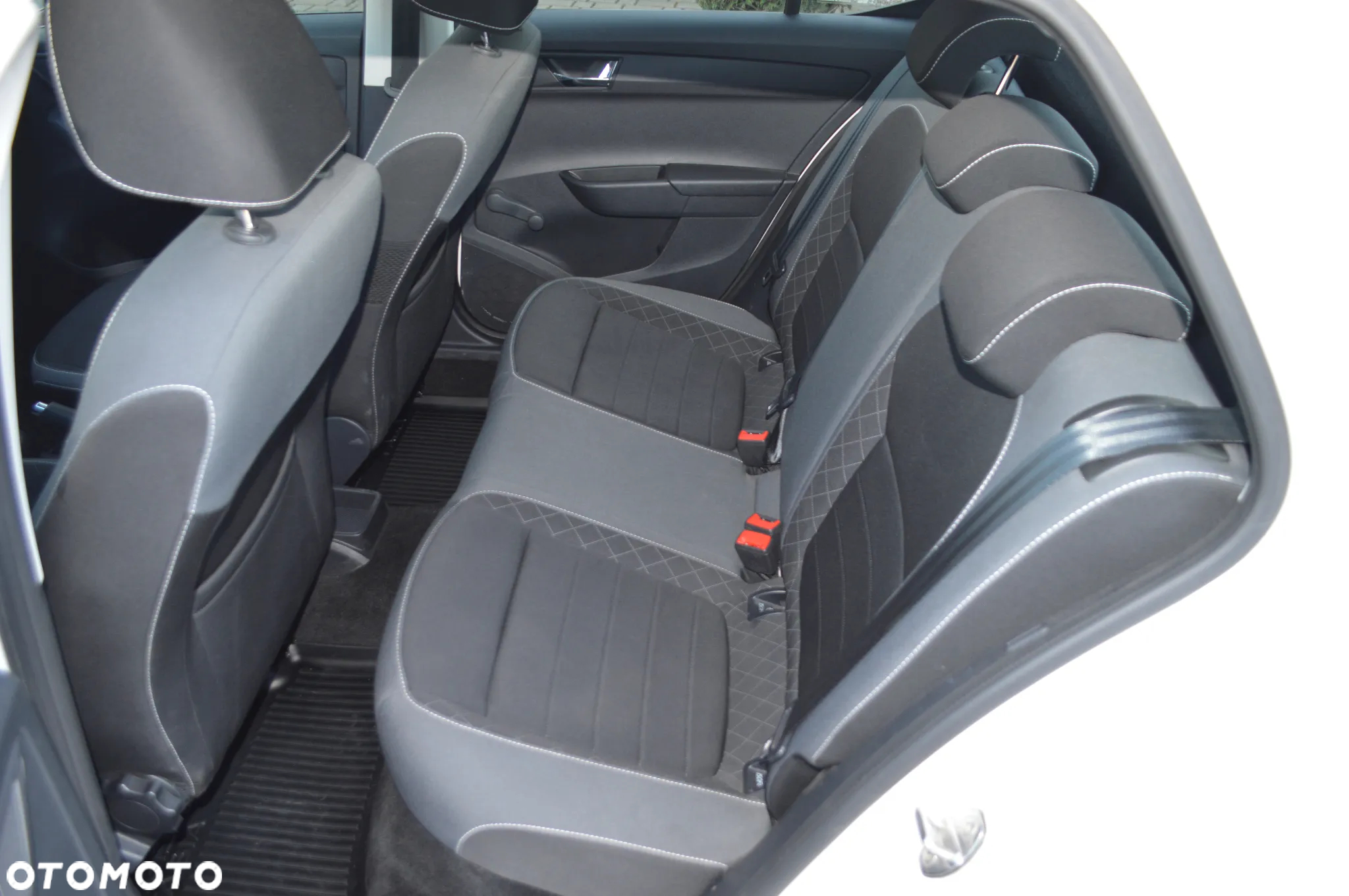 Skoda Fabia 1.0 Ambition - 9