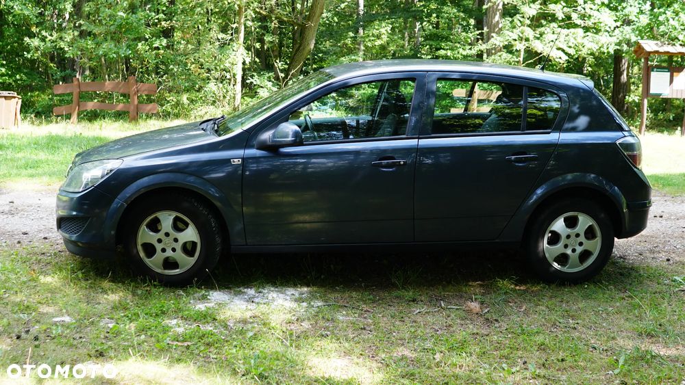 Opel Astra 1.4 - 8