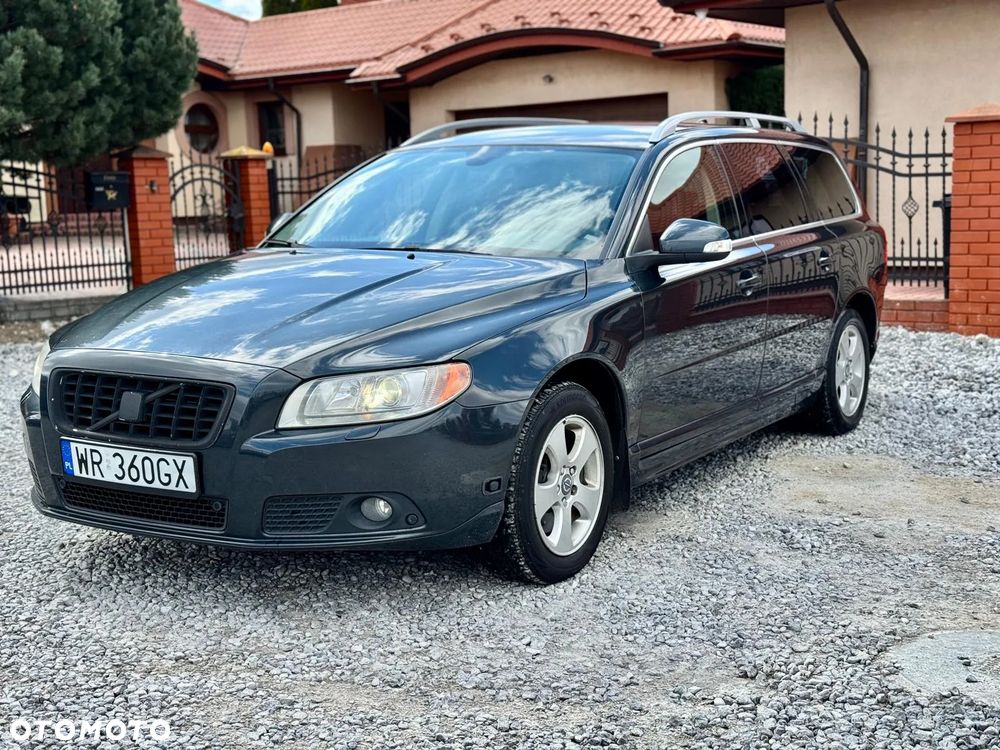 Volvo V70 2.5T Summum - 4