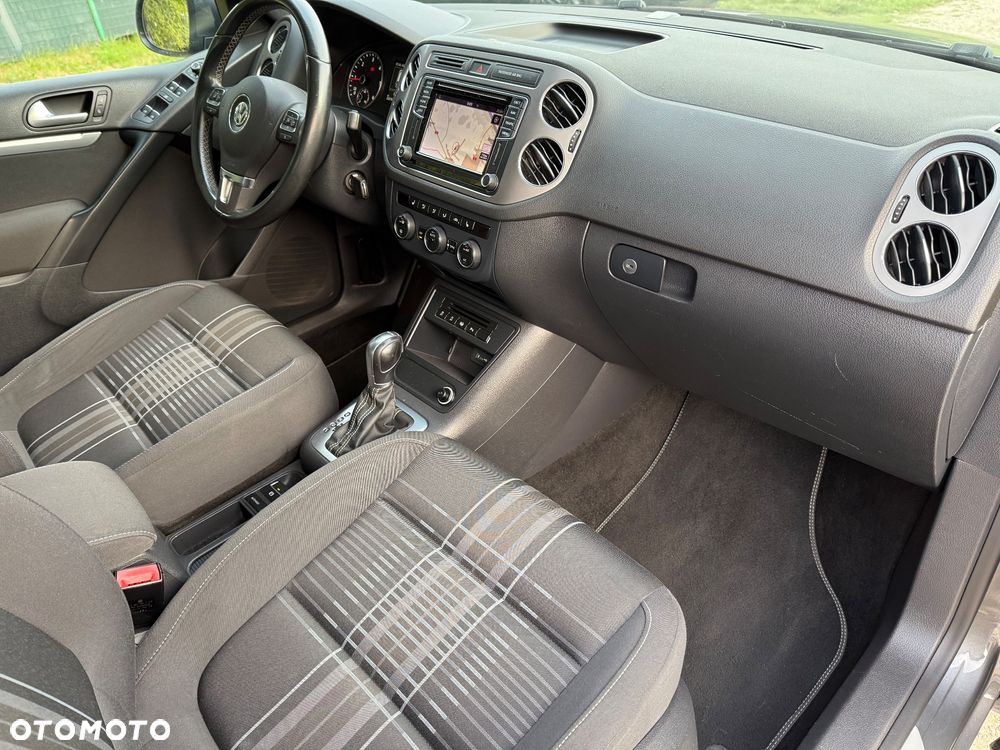 Volkswagen Tiguan 2.0 TDI SCR 4MOTION BlueMotion Technology DSG Lounge Sport & Style - 17