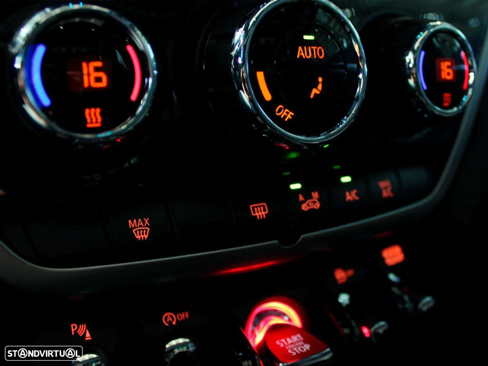 MINI Countryman Cooper SD Auto - 13