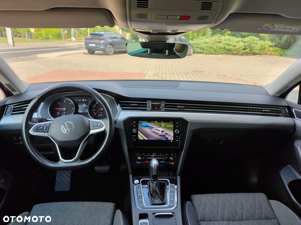 Volkswagen Passat - 21