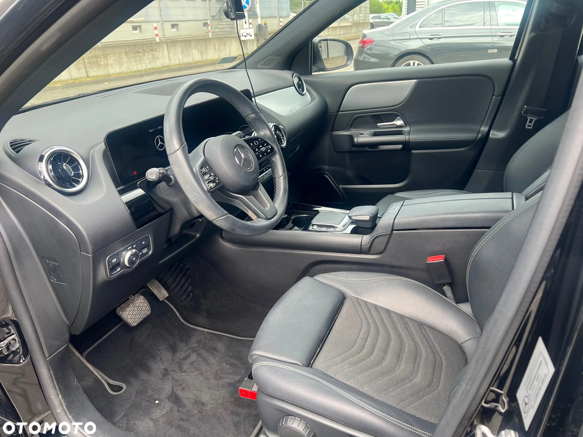 Mercedes-Benz GLA 200 Style - 8