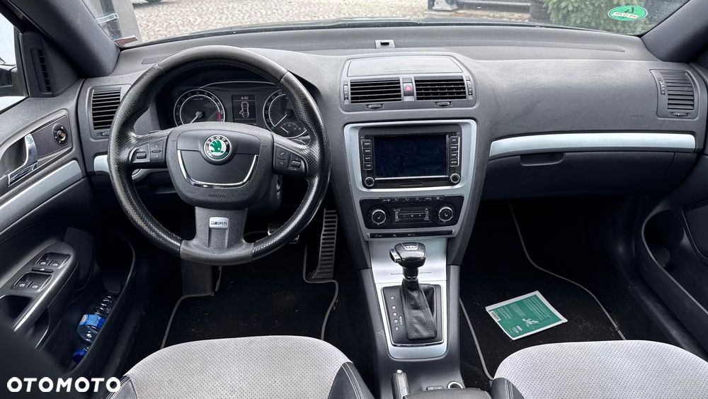 Skoda Octavia 2.0 TDI RS DSG - 16