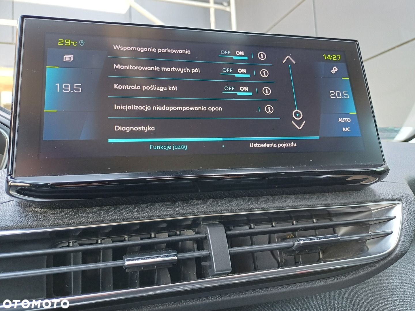 Peugeot 3008 - 24