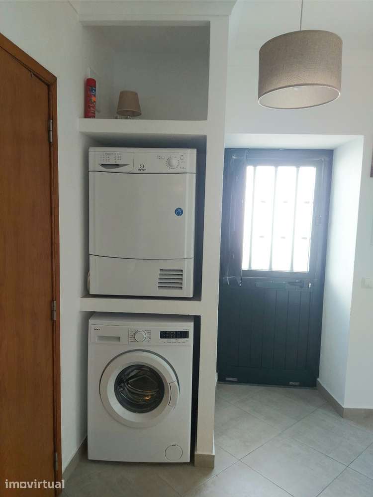 Moradia Geminada T1 + 1 - Vila de Frades - Grande imagem: 4/16