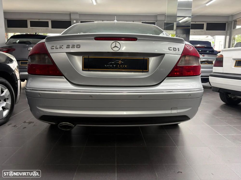 Mercedes-Benz CLK 220 CDi Avantgarde Aut. - 35