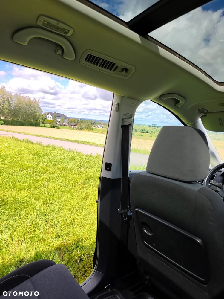 Volkswagen Sharan 2.0 TDI DSG Blue Motion Style - 24