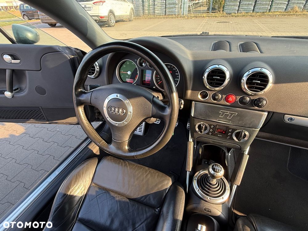 Audi TT Coupé 1.8 T quattro - 13