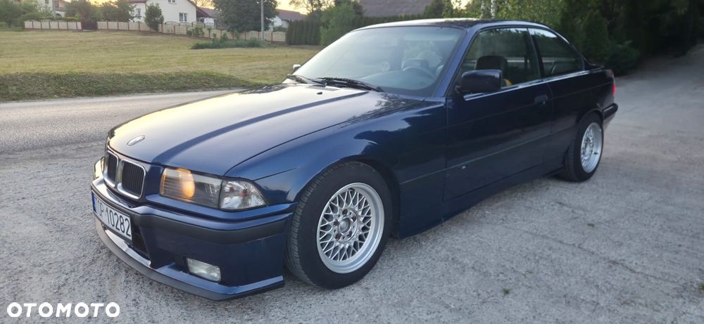 BMW Seria 3 320i - 2