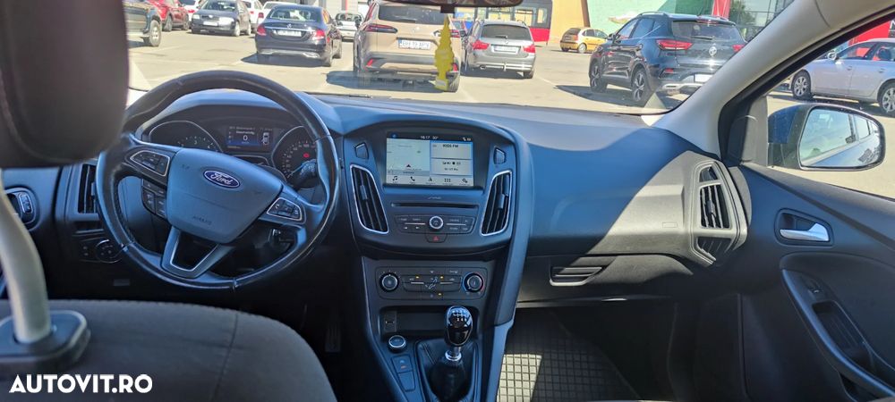 Ford Focus - 7
