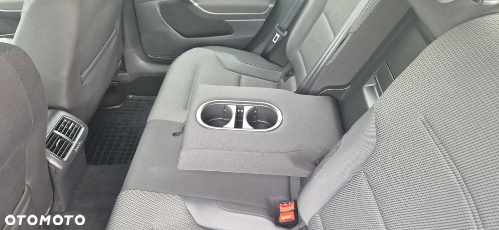 Volkswagen Golf - 11