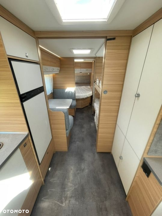 Dethleffs Camper 730 FKR - 8