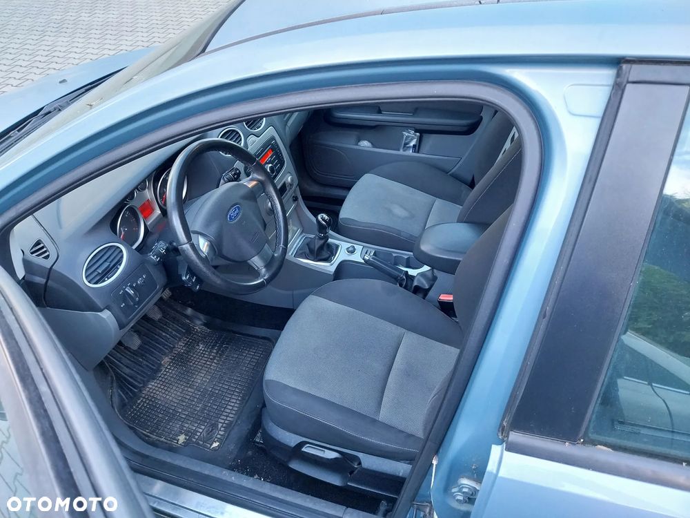 Ford Focus - 11