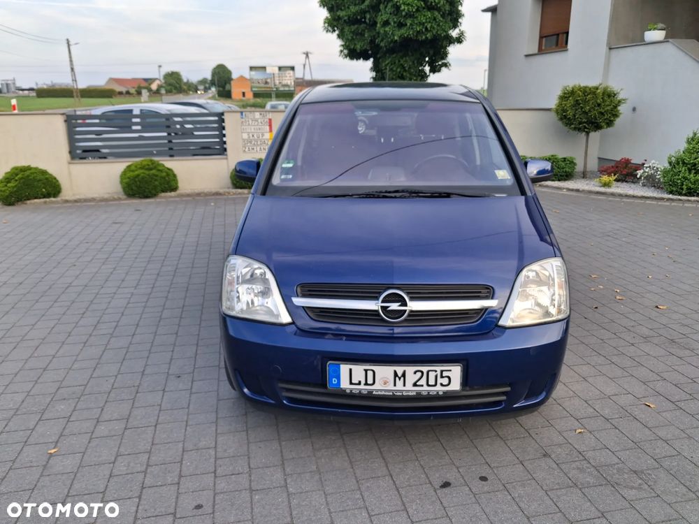 Opel Meriva 1.6 16V (Essentia) - 25