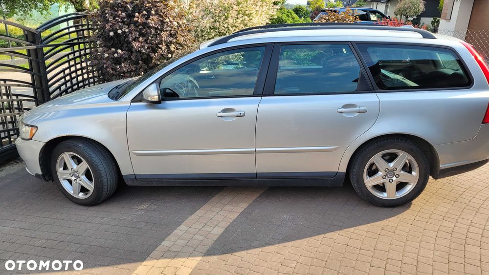 Volvo V50 - 2