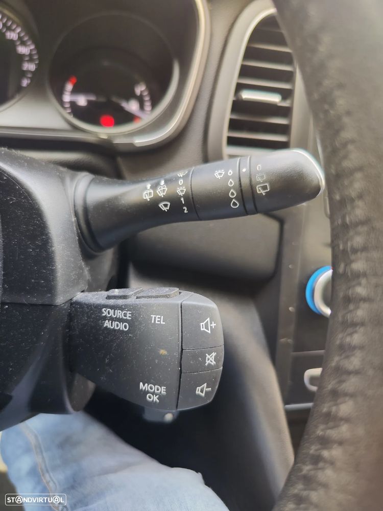 Renault Mégane 1.5 dCi Zen - 29