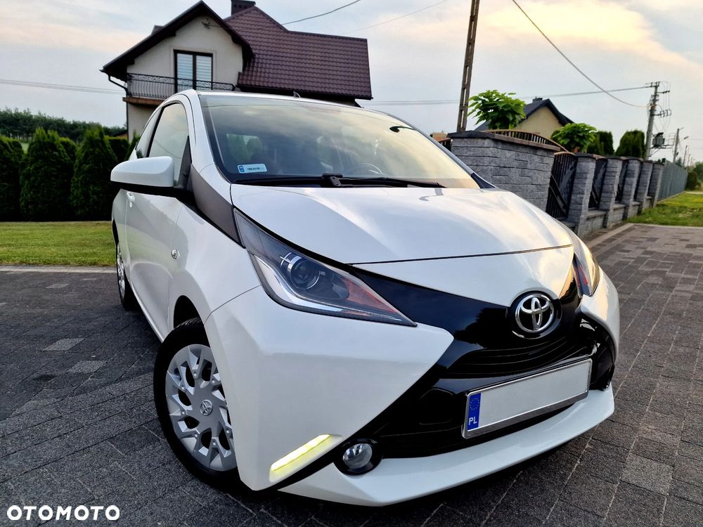 Toyota Aygo x-play - 6