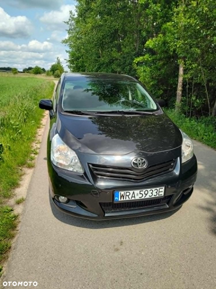 Toyota Verso 2.0 D-4D - 4