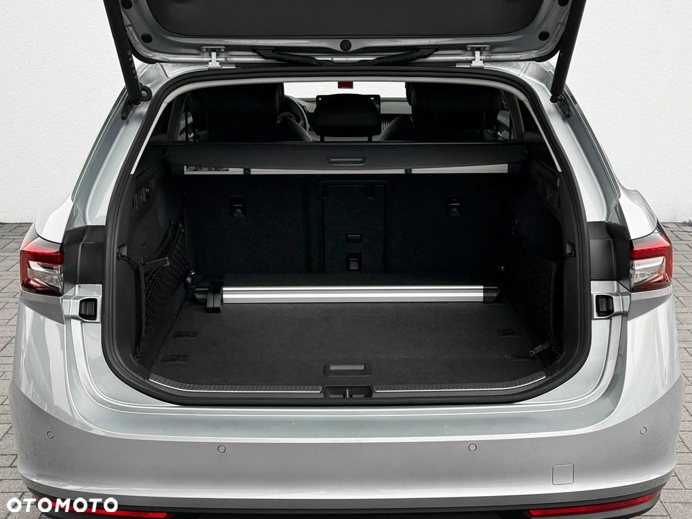 Skoda Superb 1.5 TSI mHEV Selection DSG - 12