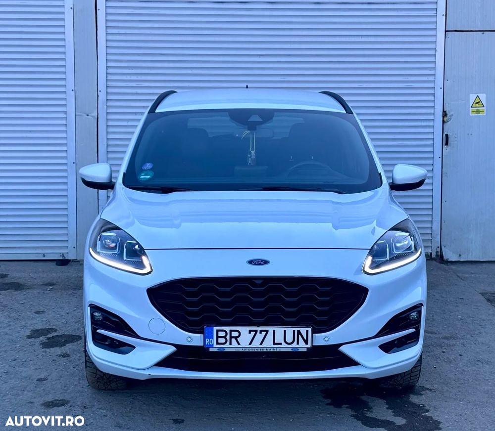 Ford Kuga ver-2-5-duratec-phev-st-line-x - 6