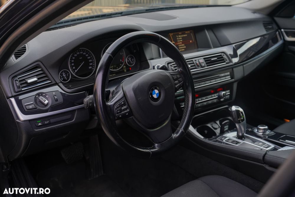 BMW Seria 5 520d xDrive Aut. Luxury Line - 9
