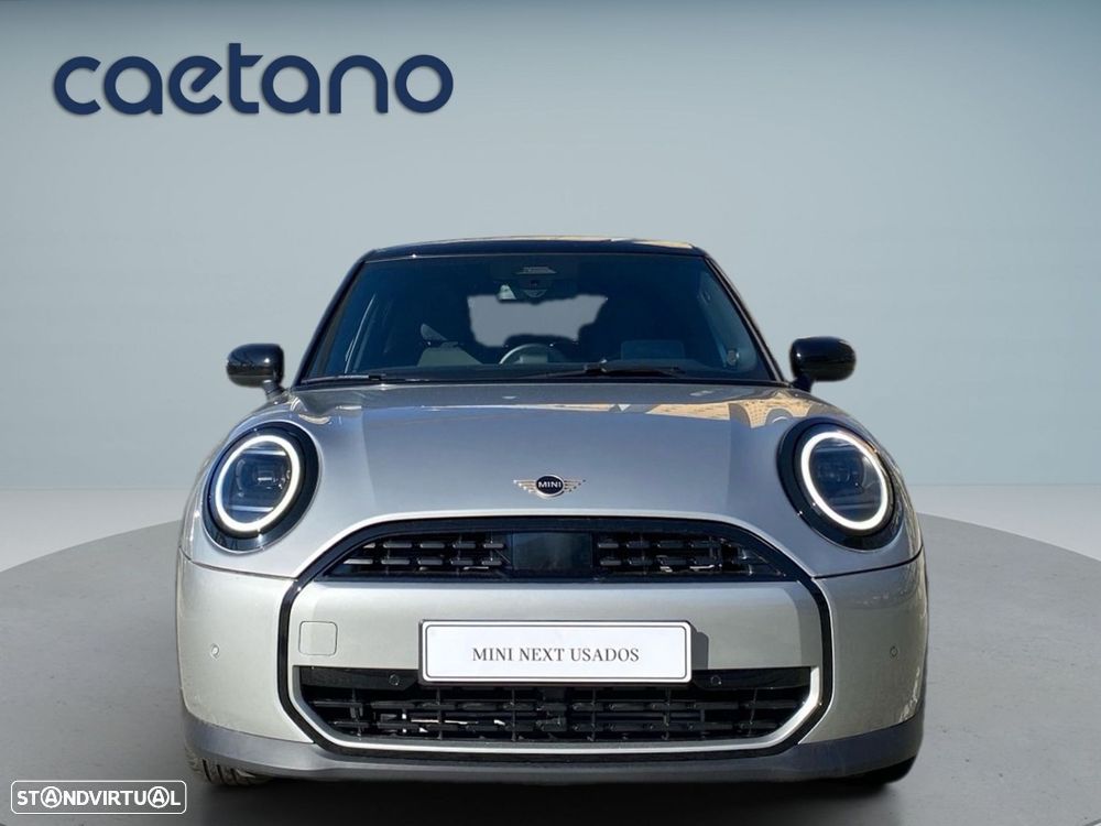MINI 5 Portas Cooper Classic Auto - 22