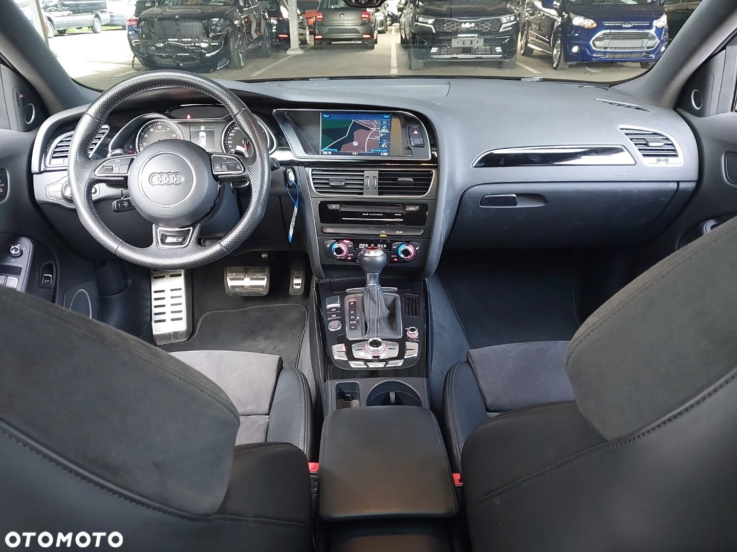 Audi RS4 Avant S tronic - 18