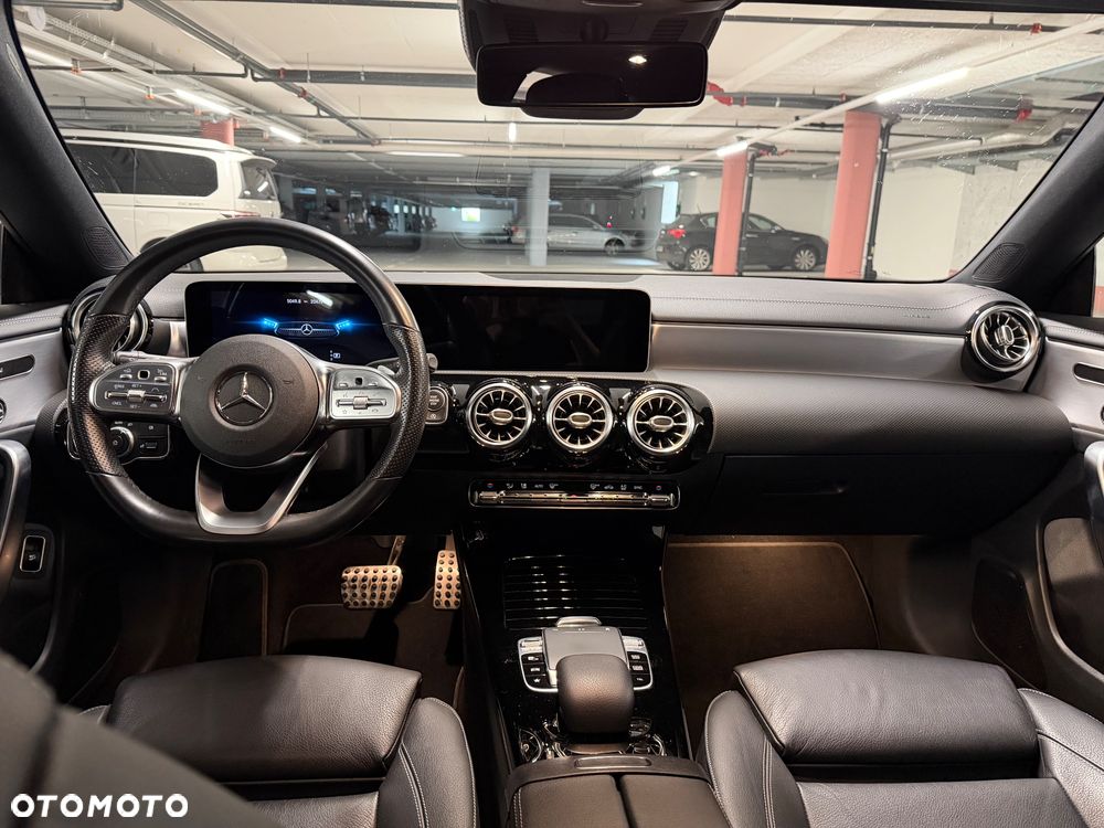 Mercedes-Benz CLA 250 4-Matic AMG Line 7G-DCT - 7