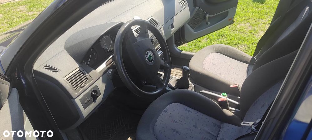 Skoda Fabia 1.2 HTP Basis - 8