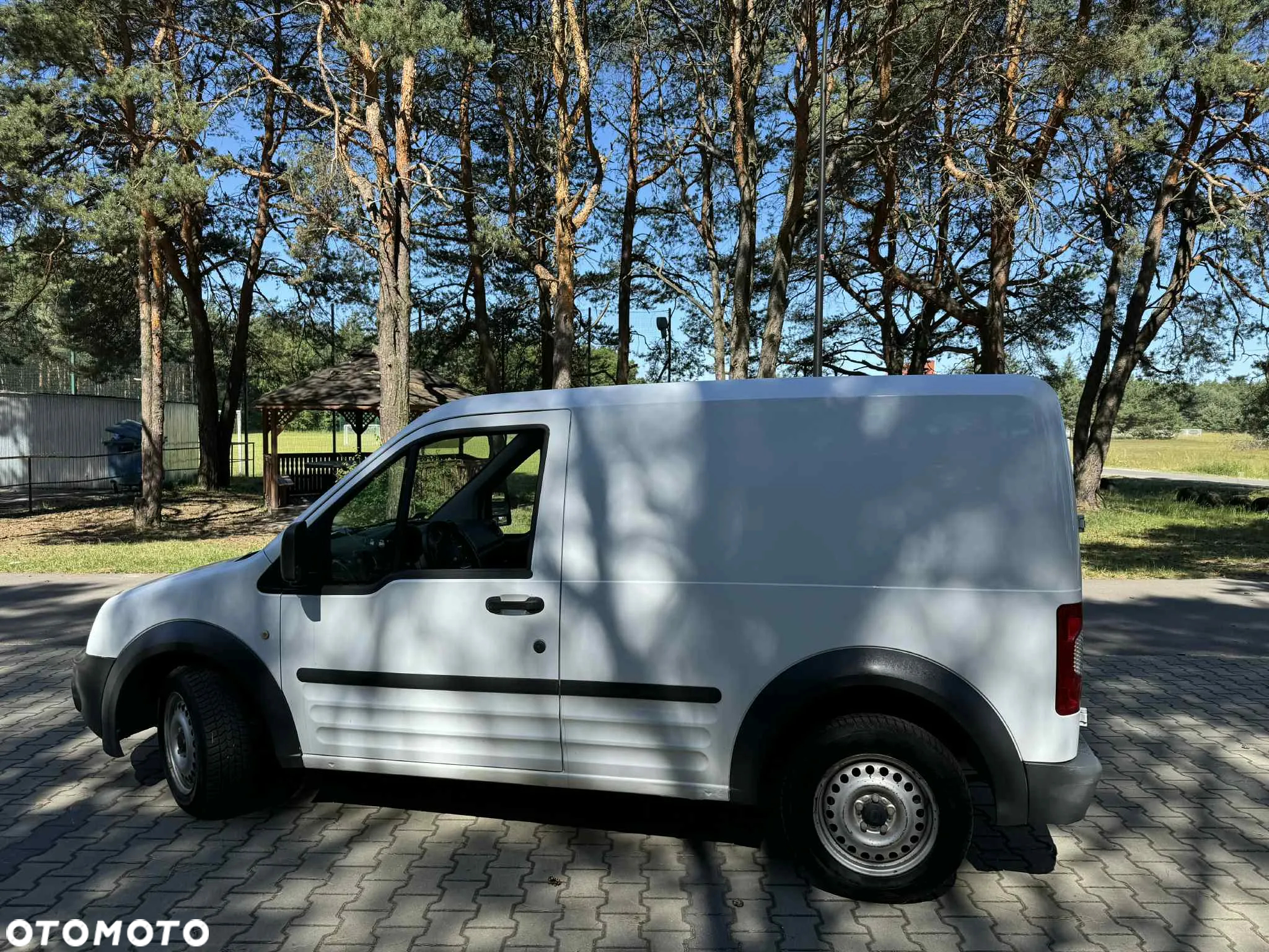 Ford Transit Connect 220 SWB Van - 8