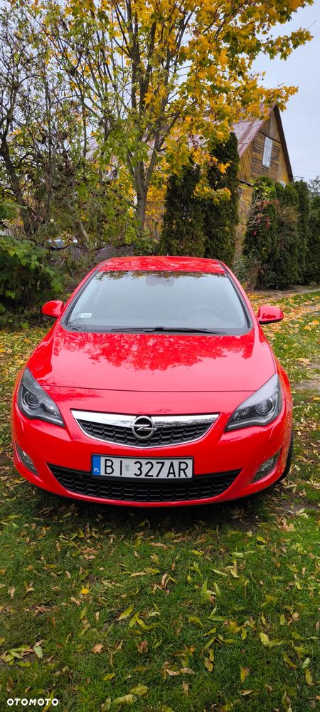Opel Astra 1.6 Turbo Cosmo - 6